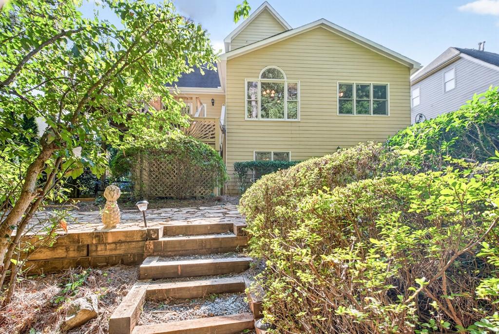 994 Fairview Club Circle Dacula, GA 30019 - Photo 33 of 57 a front view of a house with a yard