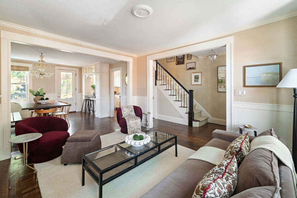 115 Baldwin Street Boston, MA 02129 - Photo 6 of 32