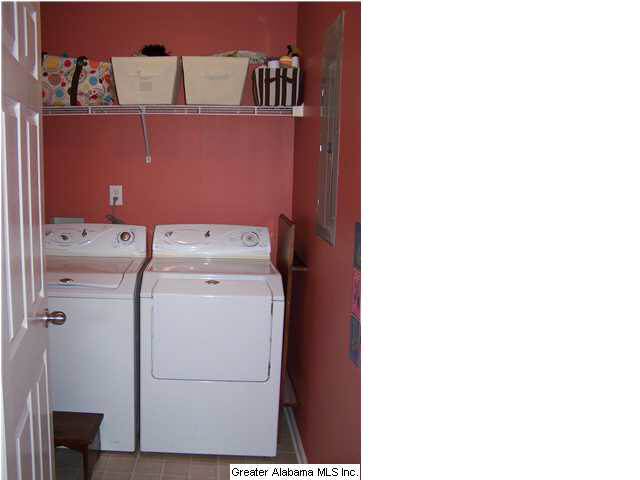 907 Ridgeway Drive Oneonta, AL 35121 - Photo 14 of 28