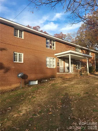 $1,350 | 451 Montgomery Avenue, Unit 5, Albemarle, NC 28001