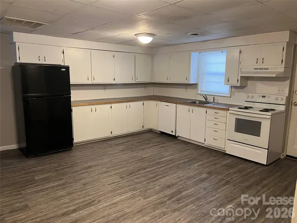 $1,350 | 451 Montgomery Avenue, Unit 5, Albemarle, NC 28001