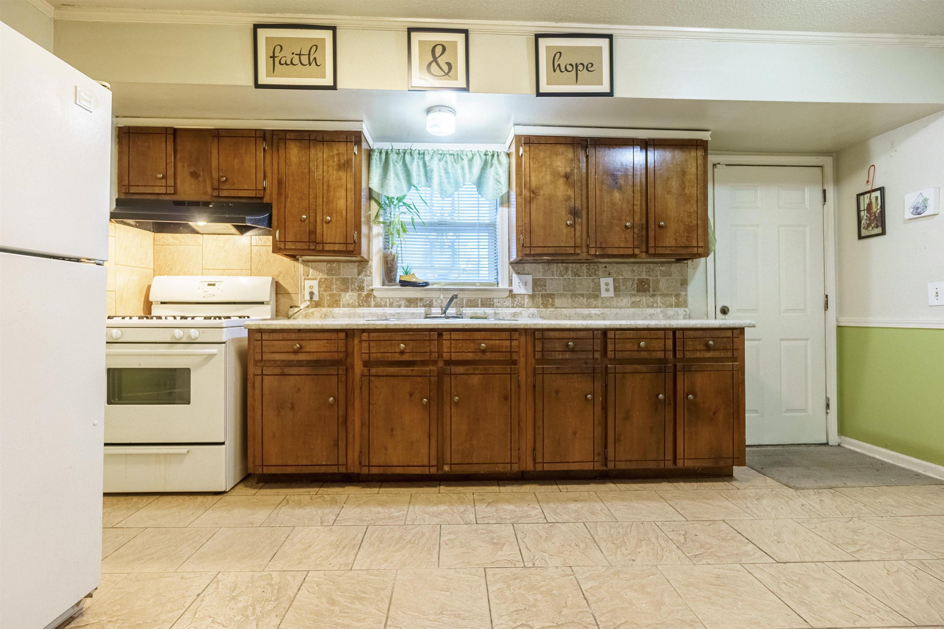 1158 Rutland Road Memphis, TN 38114 - Photo 3 of 14 Gallery Image 3