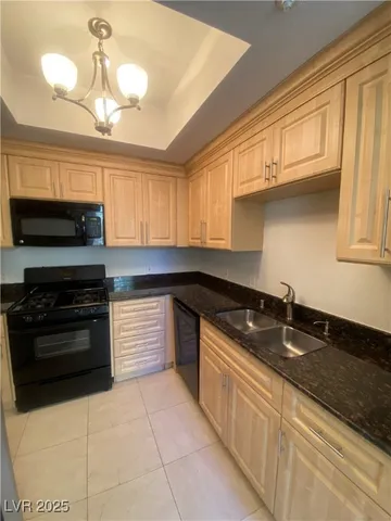 $1,450 | 230 East Flamingo Road, Unit 202, Las Vegas, NV 89169