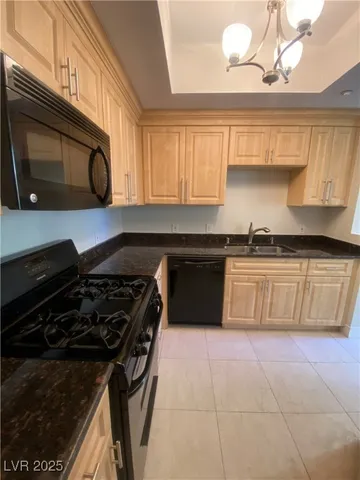 $1,450 | 230 East Flamingo Road, Unit 202, Las Vegas, NV 89169