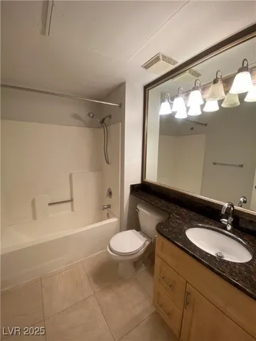 $1,450 | 230 East Flamingo Road, Unit 202, Las Vegas, NV 89169