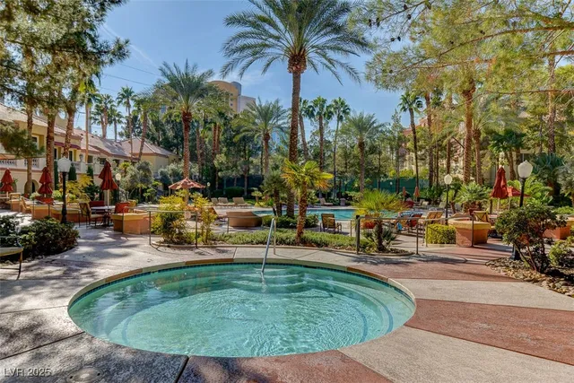 $1,450 | 230 East Flamingo Road, Unit 202, Las Vegas, NV 89169