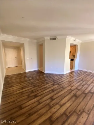 $1,450 | 230 East Flamingo Road, Unit 202, Las Vegas, NV 89169