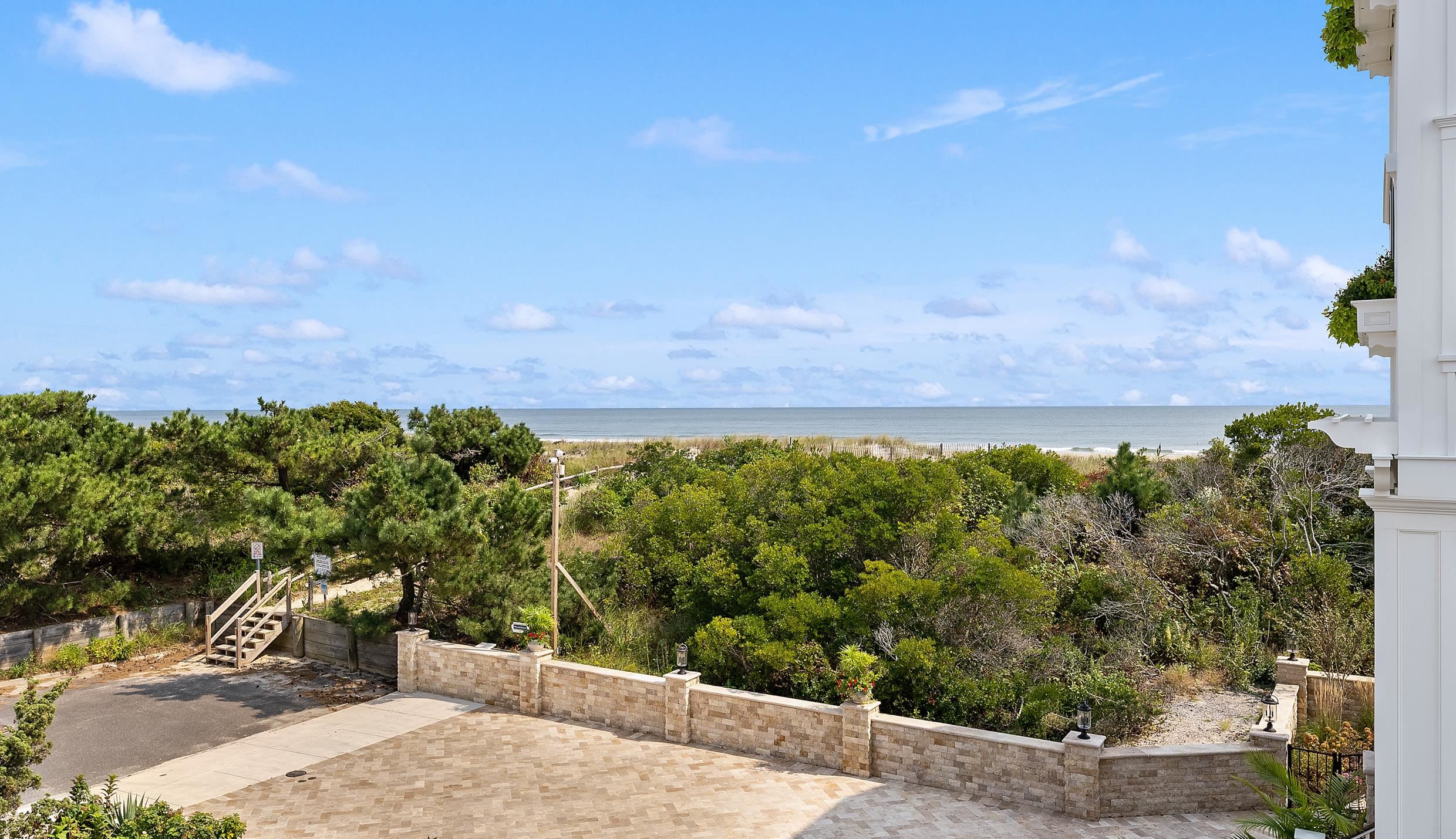 2701 Landis Avenue, Unit B SOUTH Sea Isle City, NJ 08243 - Photo 9 of 34 a view of a outdoor space
