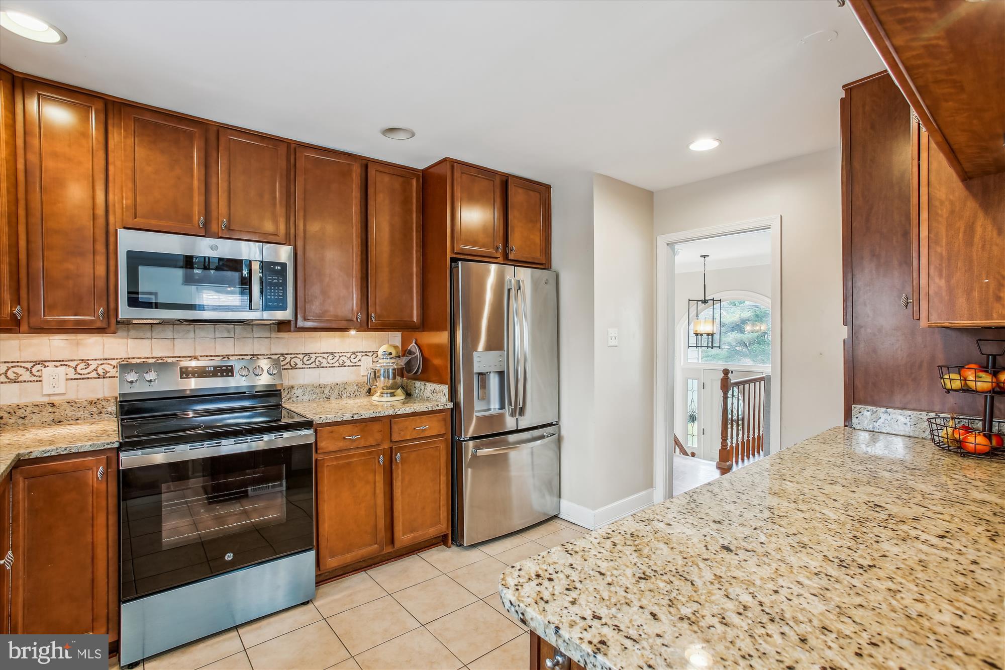 8313 Fort Hunt Road Alexandria, VA 22308 - Photo 8 of 32 Kitchen