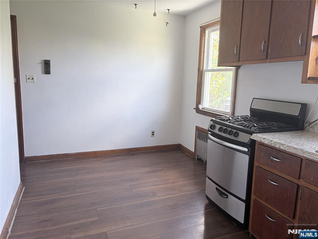 284 Main Avenue Wood-Ridge, NJ 07075 - Photo 11 of 30 Gallery Image 11