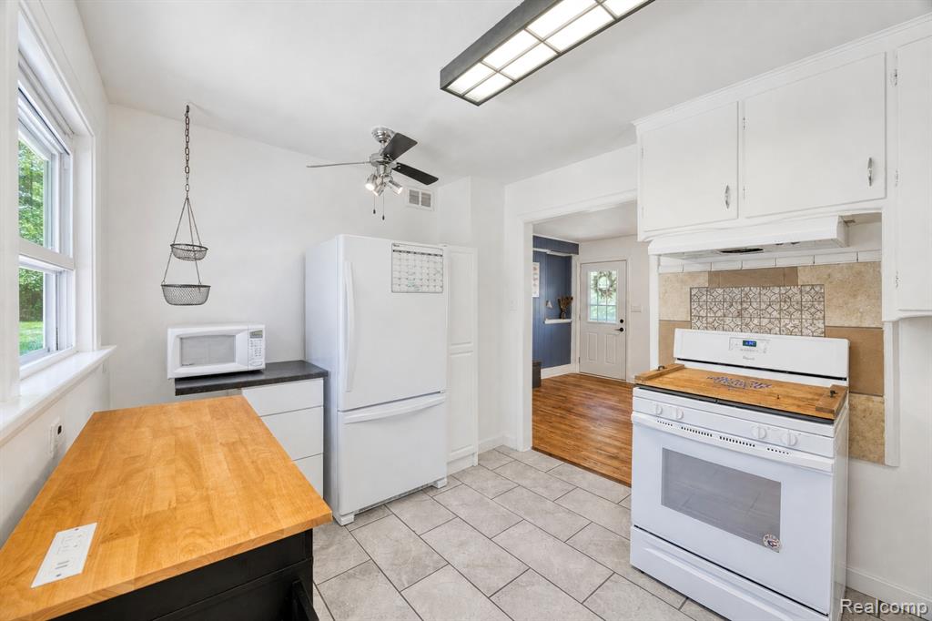 1412 Morning Dove Road Wixom, MI 48393 - Photo 11 of 33 Gallery Image 11