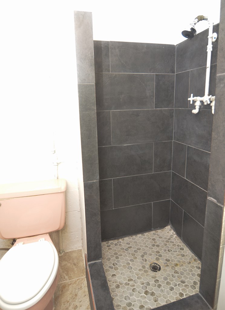 3426 Edgewood Road Columbus, GA 31907 - Photo 26 of 42 Apartment Bathroom