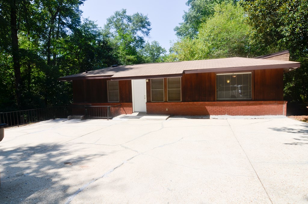 3426 Edgewood Road Columbus, GA 31907 - Photo 35 of 42 Parking Pad