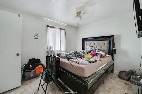 $825 | 1526 Pine Ridge Drive, Unit C, College Station, TX 77840