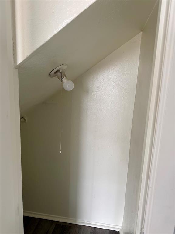 12818 Midway Road, Unit 1089 Dallas, TX 75244 - Photo 10 of 18 a close view of shower tap