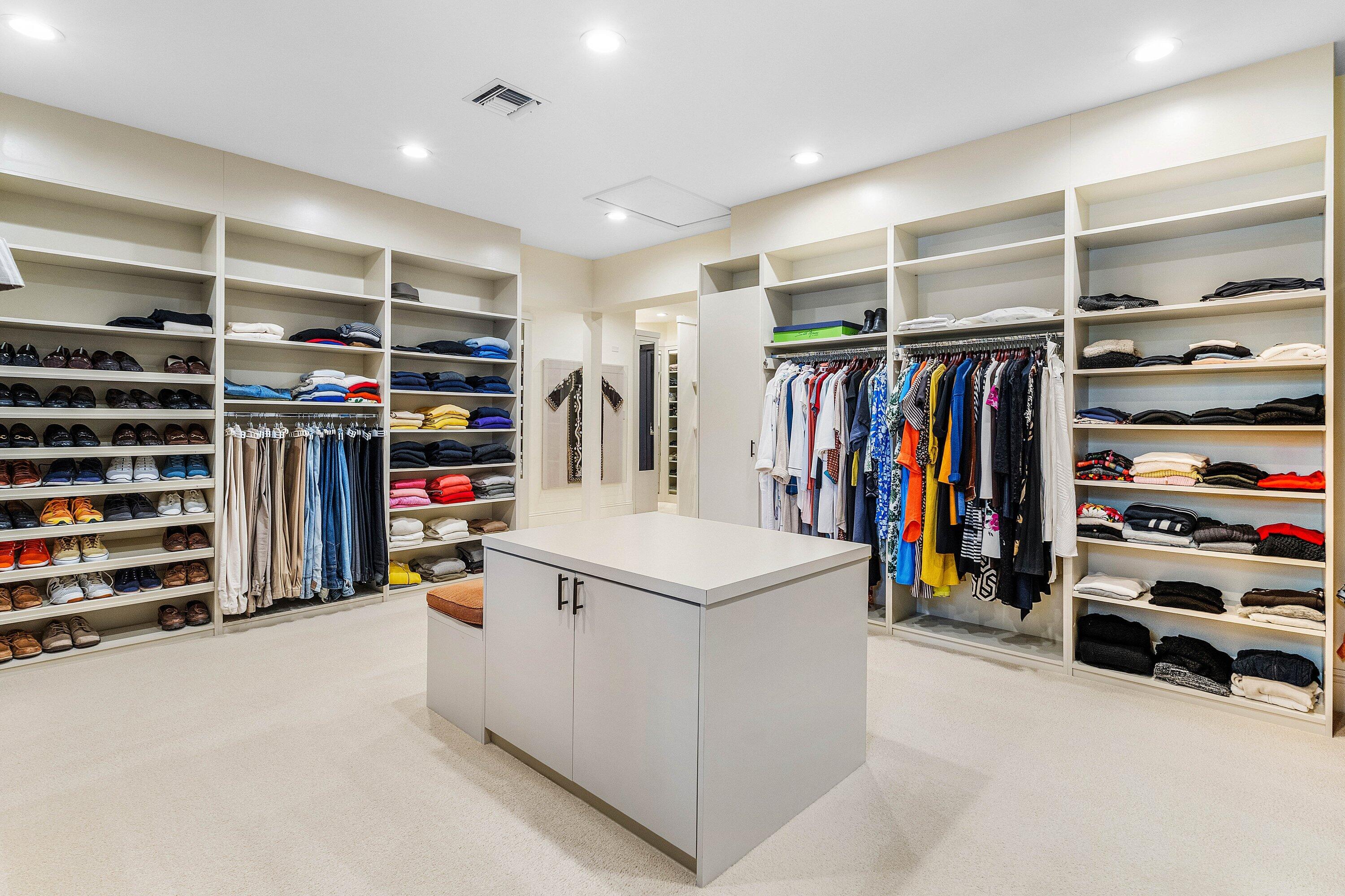 7210 Ayrshire Lane Boca Raton, FL 33496 - Photo 23 of 63 Primary Closet