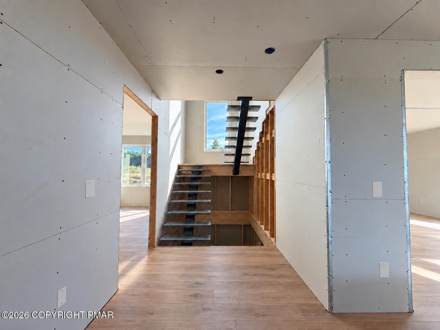 232 H.T.Y. Road Kunkletown, PA 18058 - Photo 14 of 29 Floating Stair Case