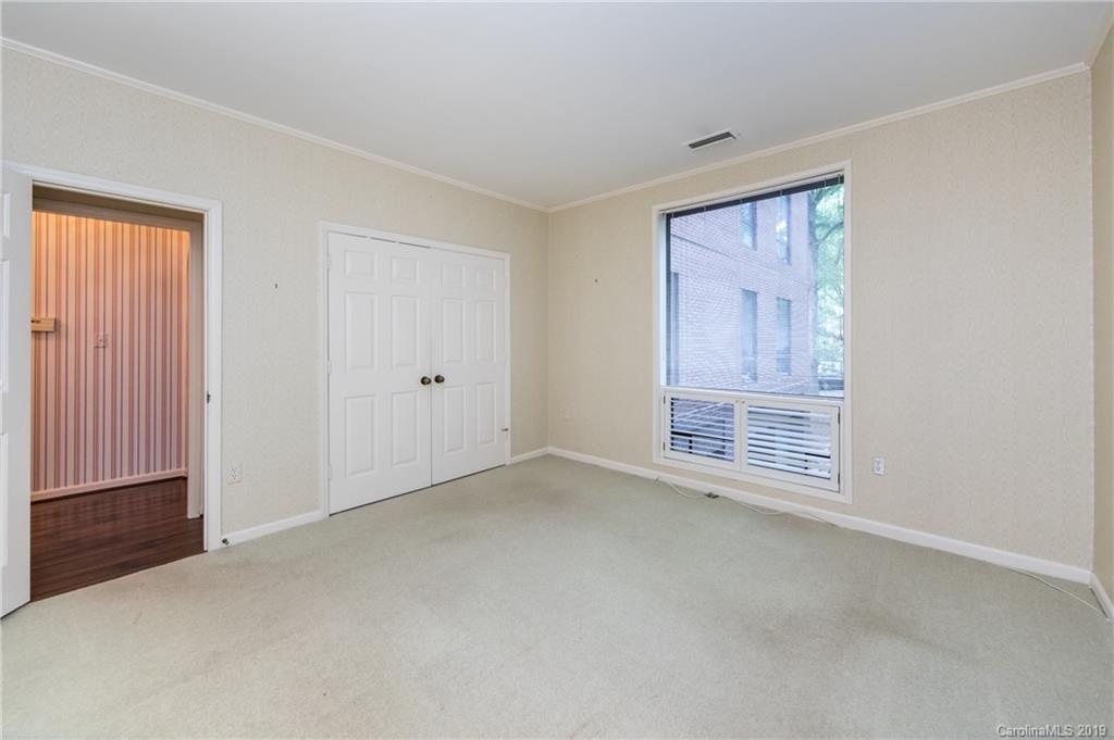 906 Cherokee Road Charlotte, NC 28207 - Photo 14 of 18 Gallery Image 14