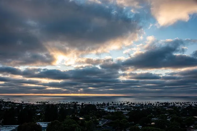 $1,795,000 | 2500 Torrey Pines Road, Unit 902, La Jolla, CA 92037