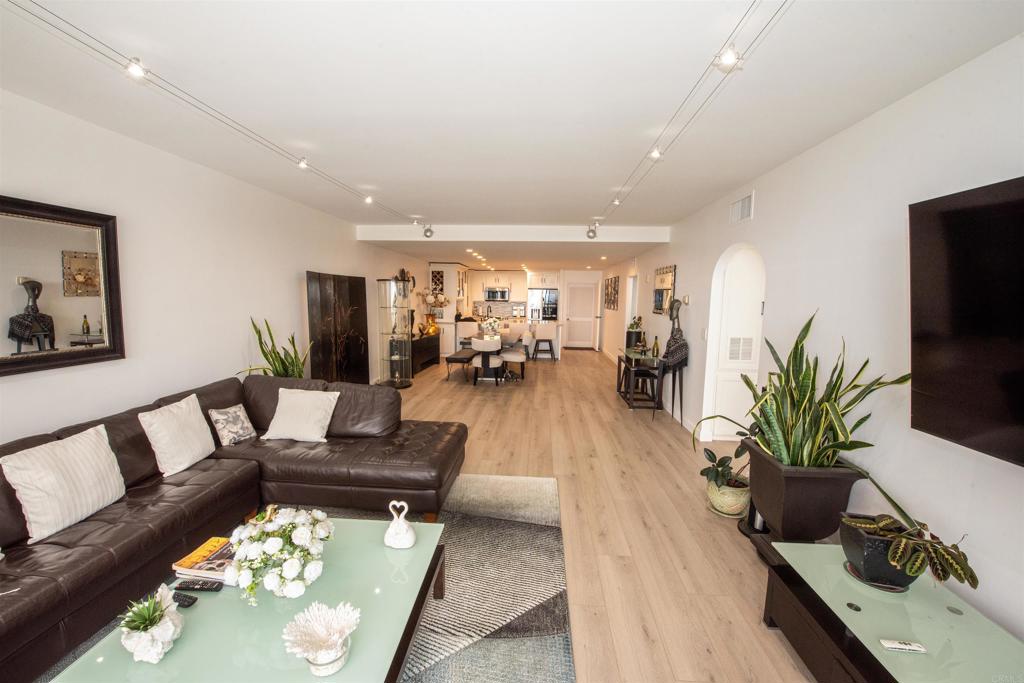 2500 Torrey Pines Road, Unit 902 La Jolla, CA 92037 - Photo 11 of 50