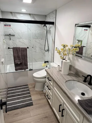 $1,795,000 | 2500 Torrey Pines Road, Unit 902, La Jolla, CA 92037