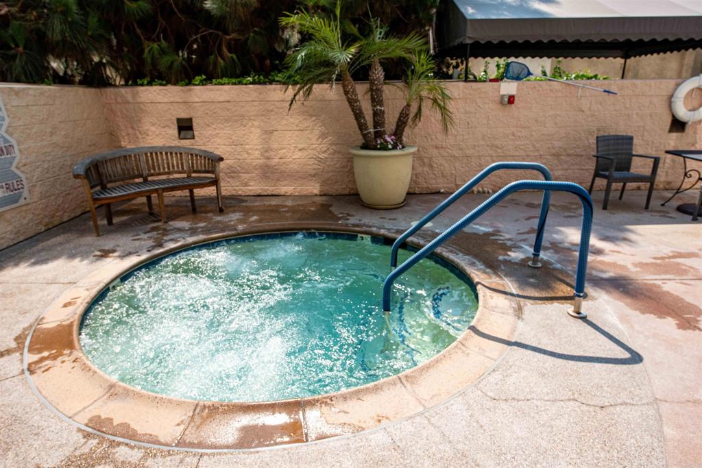 2500 Torrey Pines Road, Unit 902 La Jolla, CA 92037 - Photo 43 of 50