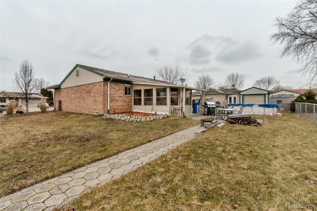 23697 Trail Ridge Drive Romulus, MI 48174 - Photo 19 of 24 23.jpg