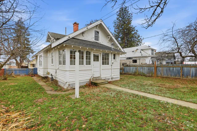 $265,000 | 311 East Crown Avenue, Spokane, WA 99207