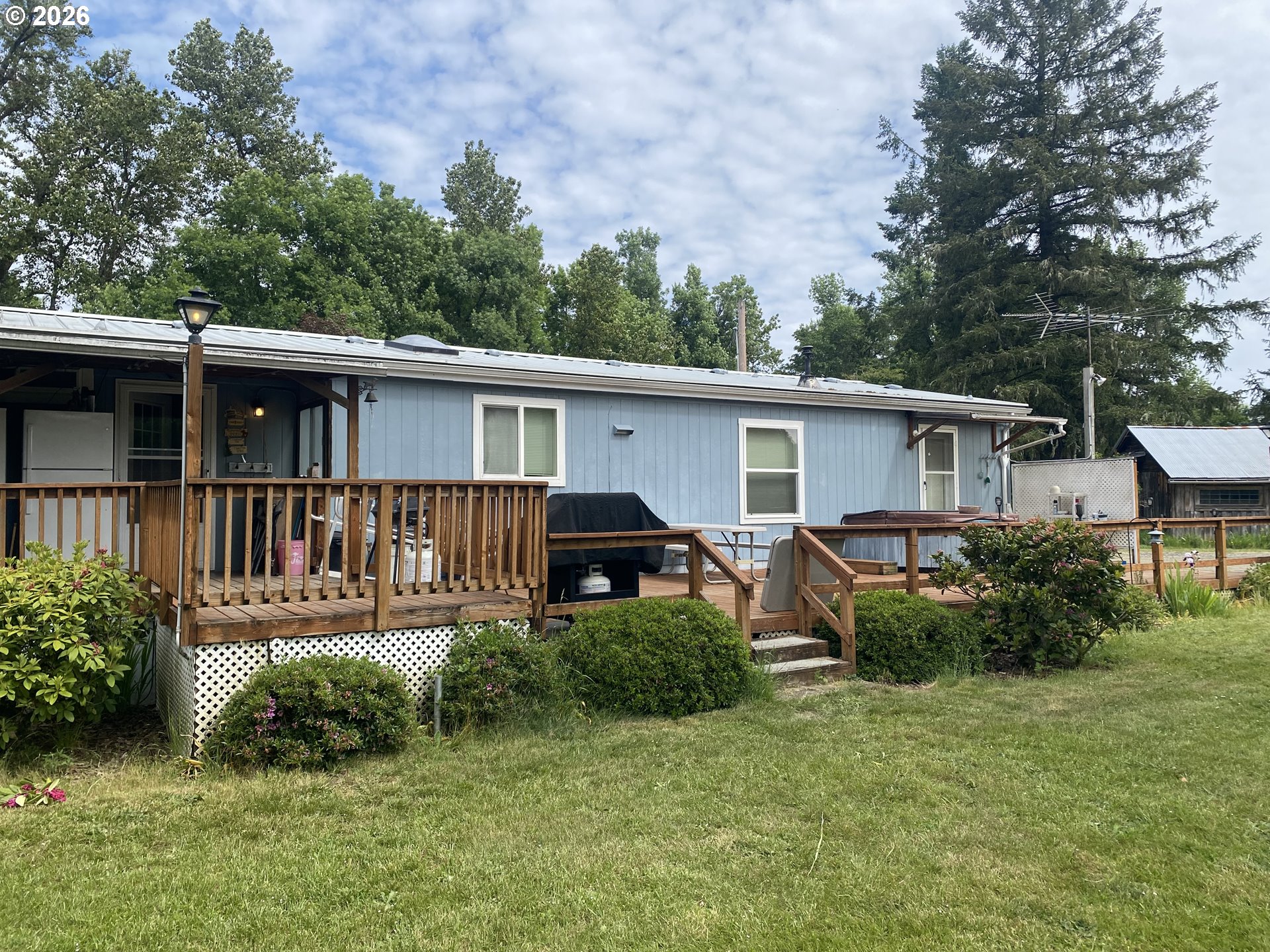 38102 Queens Road Marcola, OR 97454 - Photo 15 of 48