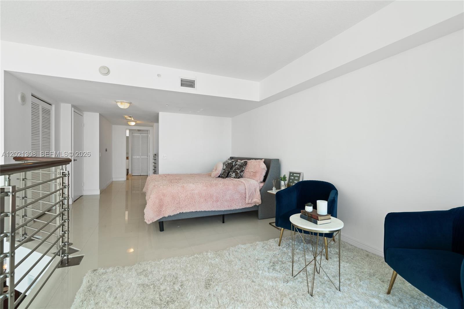 41 Southeast 5th Street, Unit 1609 Miami, FL 33131 - Photo 18 of 41