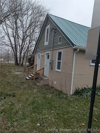 $99,900 | 399 South Depot Street, Marengo, IN 47140