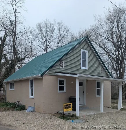 $99,900 | 399 South Depot Street, Marengo, IN 47140