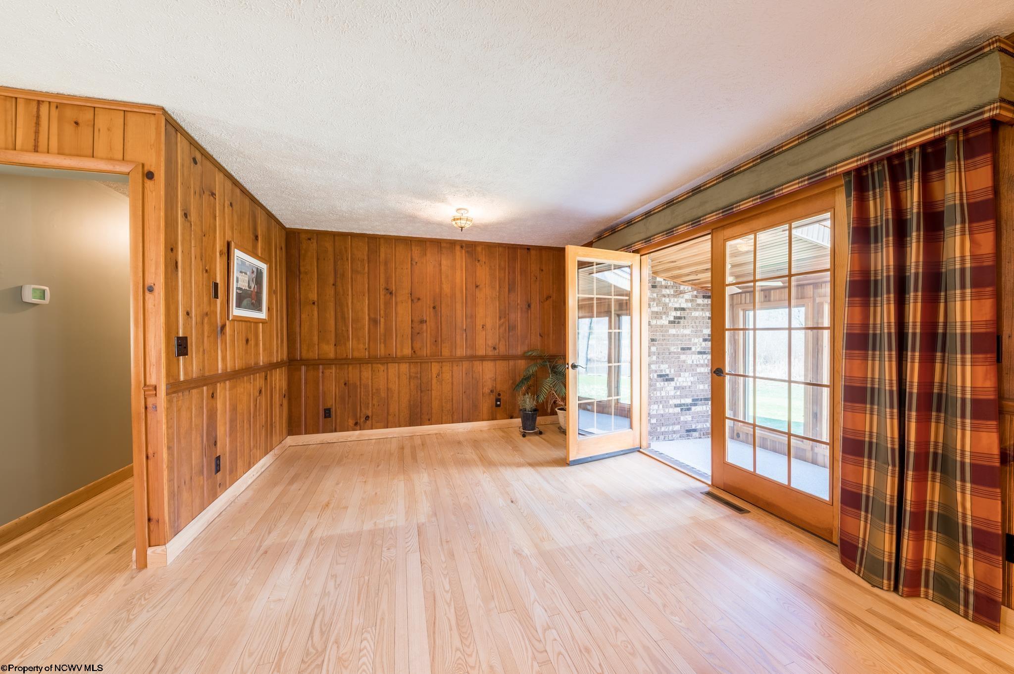 176 Lakeside Road Terra Alta, WV 26764 - Photo 8 of 30 Gallery Image 8