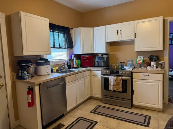 $79,900 | 1527 South Ribble Avenue, Muncie, IN 47302