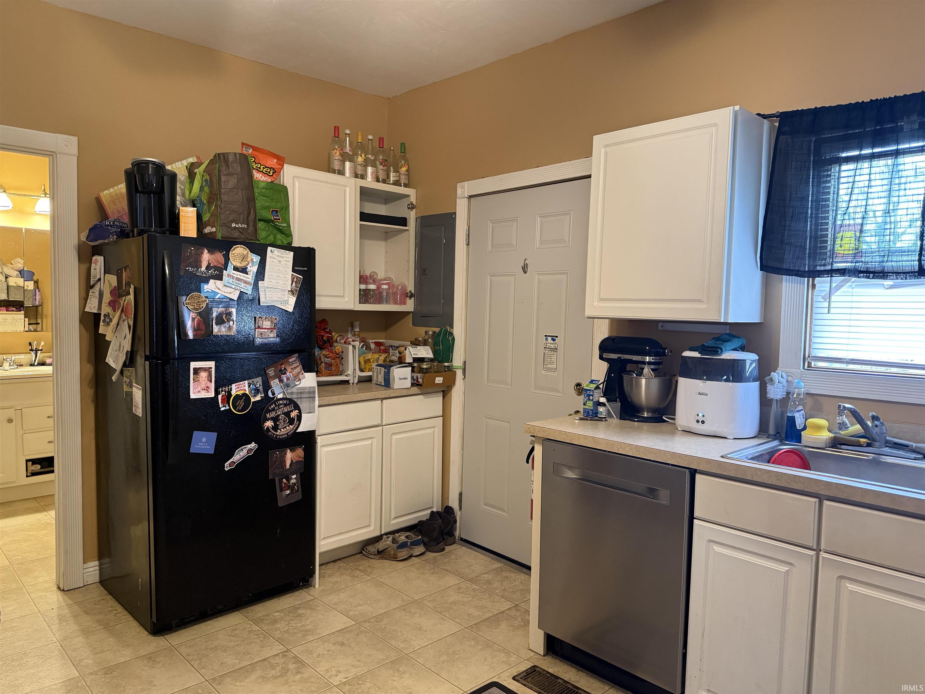 1527 South Ribble Avenue Muncie, IN 47302 - Photo 5 of 13