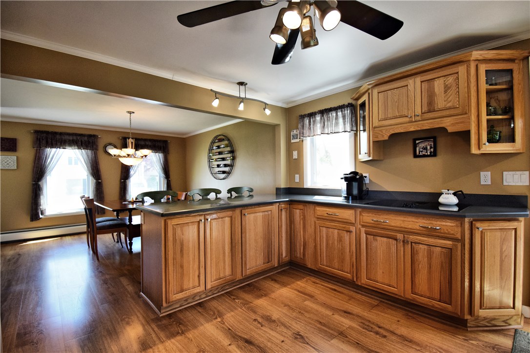16 Stuart Street Warren, RI 02885 - Photo 7 of 20 Gallery Image 7