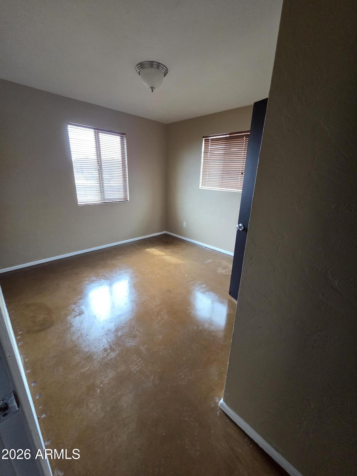 101 East Monte Way Phoenix, AZ 85042 - Photo 16 of 21 7578