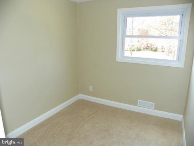 1325 Halstead Road Parkville, MD 21234 - Photo 4 of 11 Bedroom