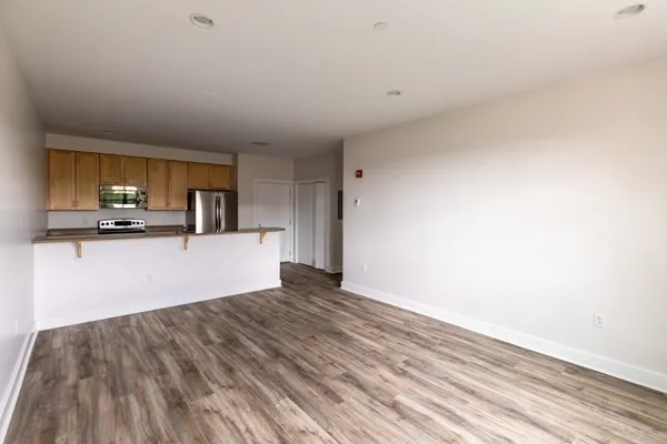 $2,825 | 26 New Derby Street, Unit 407, Salem, MA 01970