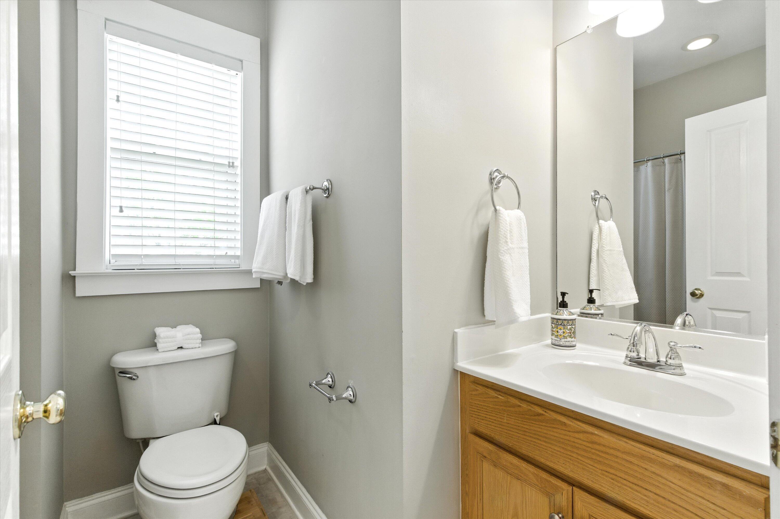 203 Hydrangea Street Summerville, SC 29483 - Photo 18 of 42 22-034_DSC05863