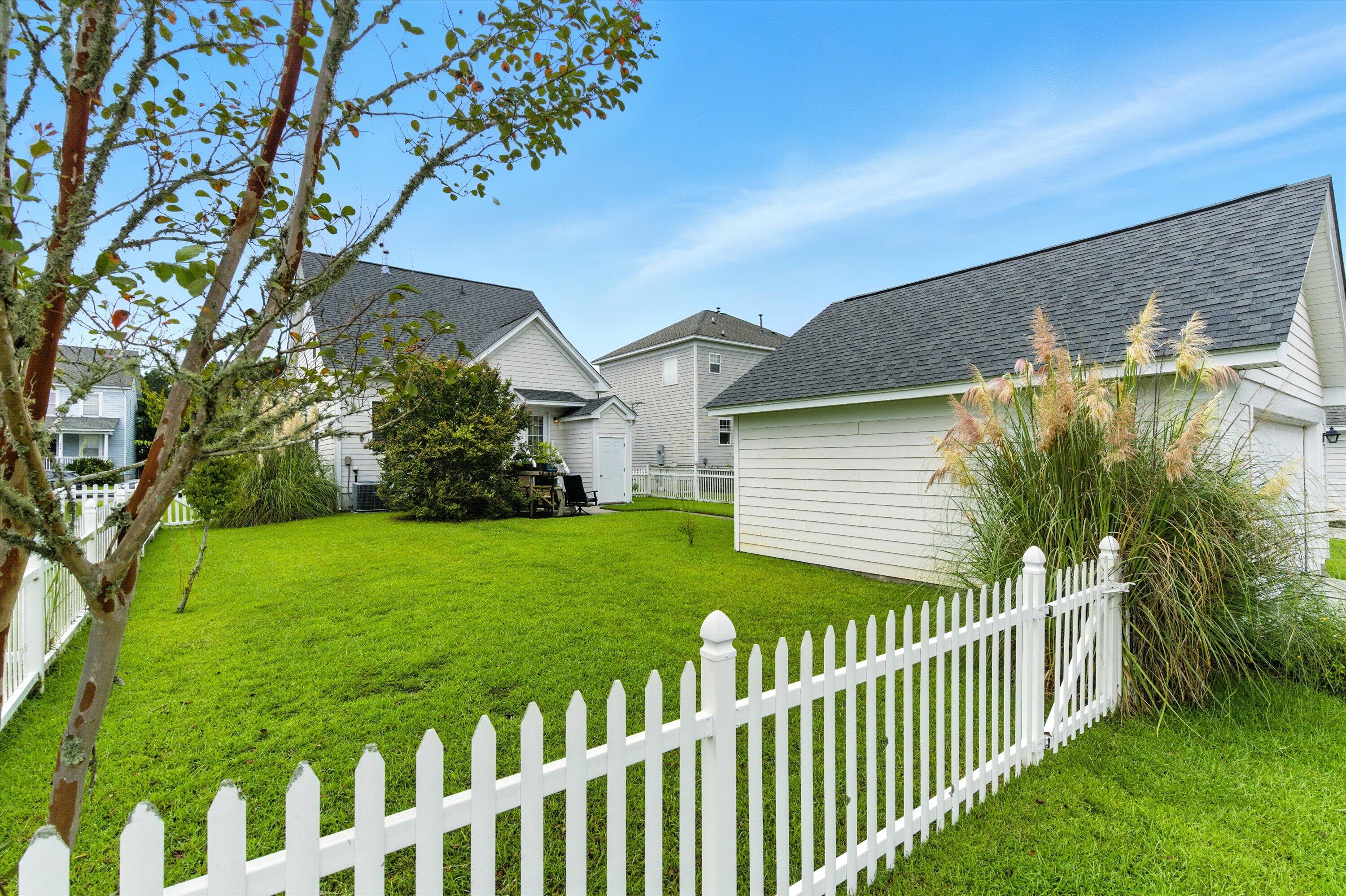 203 Hydrangea Street Summerville, SC 29483 - Photo 37 of 42 42-039_DSC05920