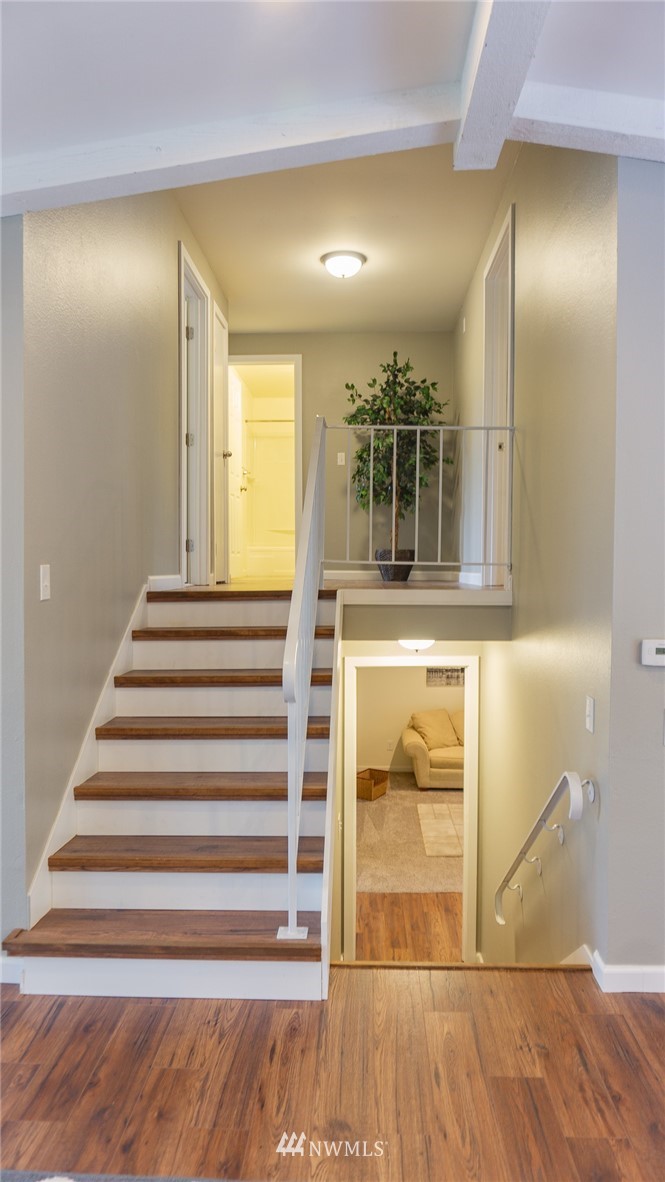 17400 158th Avenue Southeast Renton, WA 98058 - Photo 7 of 20 Gallery Image 7