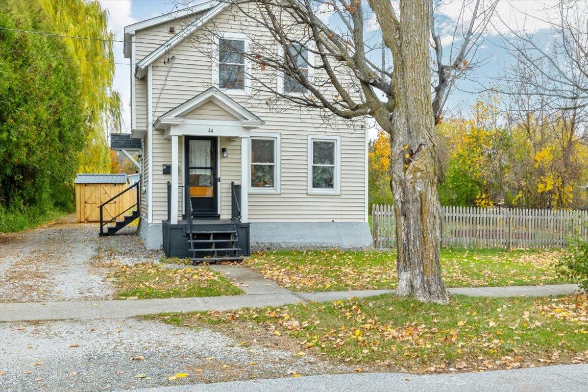 44 Edward Street St. Albans, VT 05478 - Photo 2 of 48