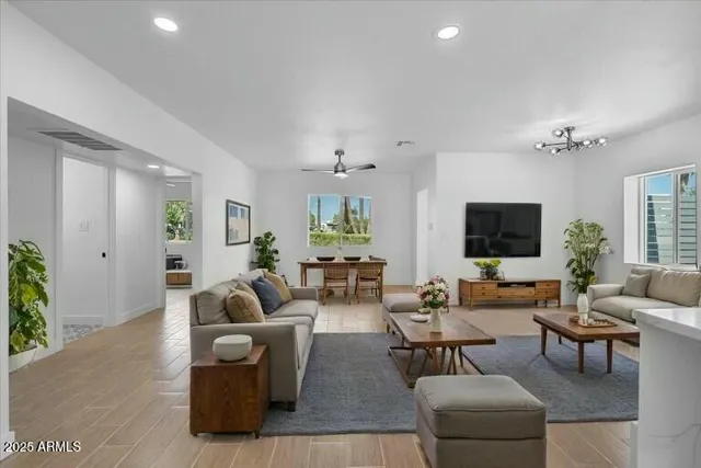 $635,000 | 4400 North 20th Street, Phoenix, AZ 85016