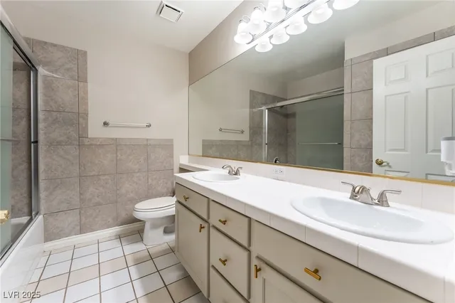 $2,650 | 8220 Desert Beach Drive, Las Vegas, NV 89128