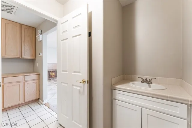 $2,650 | 8220 Desert Beach Drive, Las Vegas, NV 89128