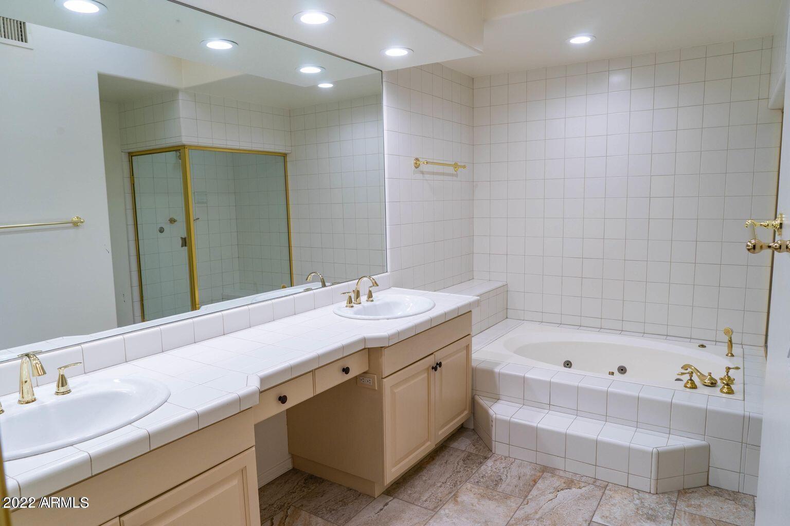 7525 East Gainey Ranch Road, Unit 160 Scottsdale, AZ 85258 - Photo 11 of 16 20210325235406435028000000-o