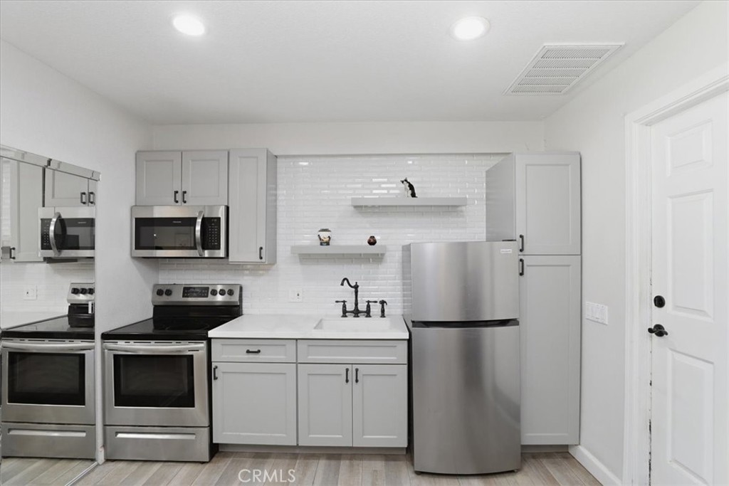 23064 Miners Road Perris, CA 92570 - Photo 16 of 35