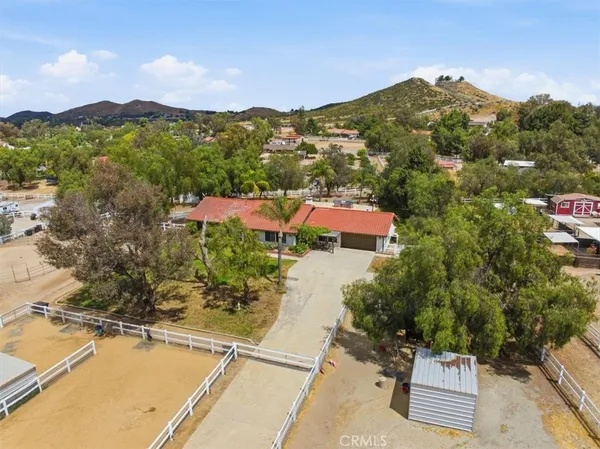 $1,050,000 | 23064 Miners Road, Perris, CA 92570
