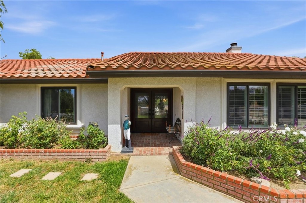 23064 Miners Road Perris, CA 92570 - Photo 3 of 35